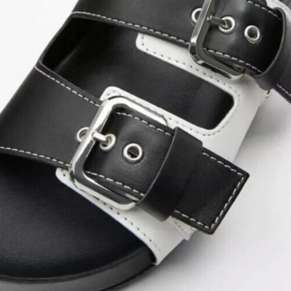 Zara Double Buckle Sandals Size 38 Black & White - Picture 4 of 8